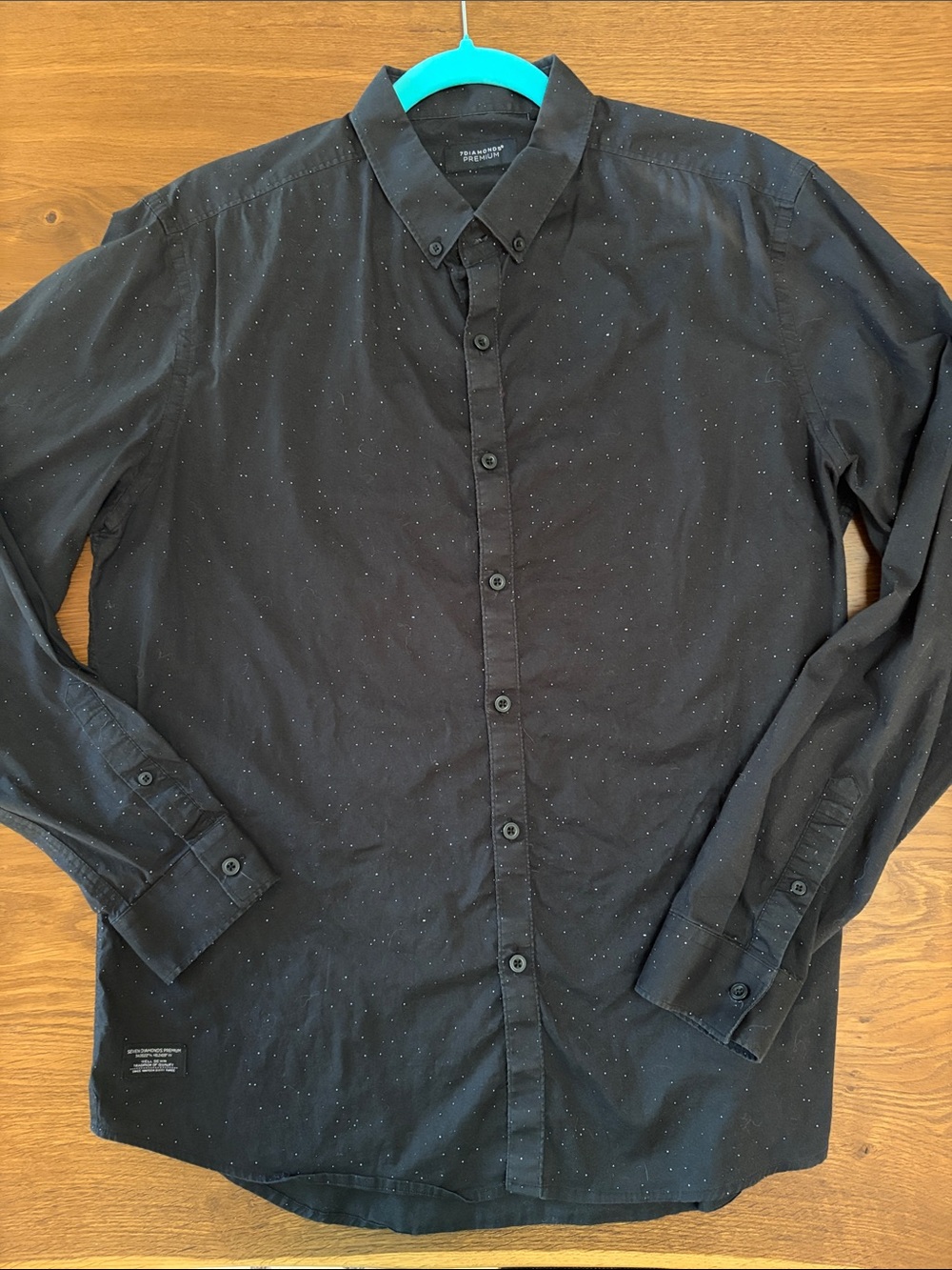 7 Diamonds Black Long-Sleeve Button-Down Shirt with Micro Dot Print
